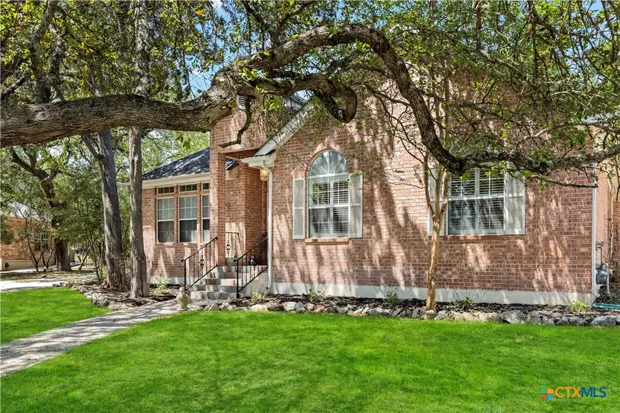 628 Mission View Court, New Braunfels, TX 78130 - Image #2