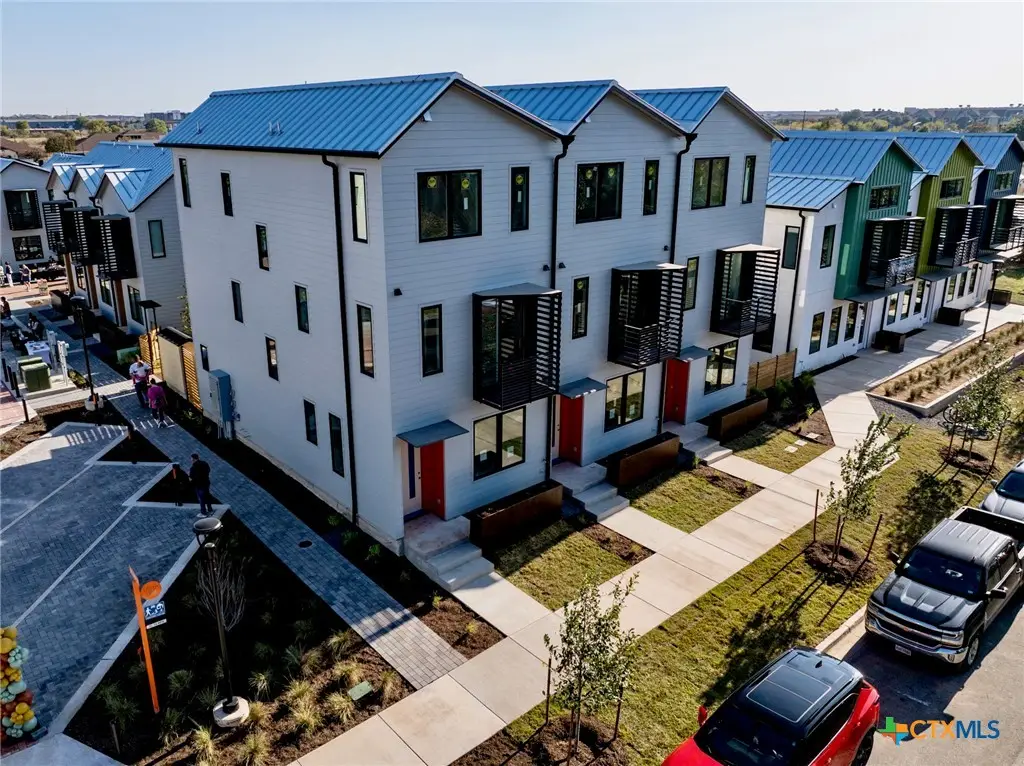 1909 Dutton Drive #B, San Marcos, TX 78666 - Image #1