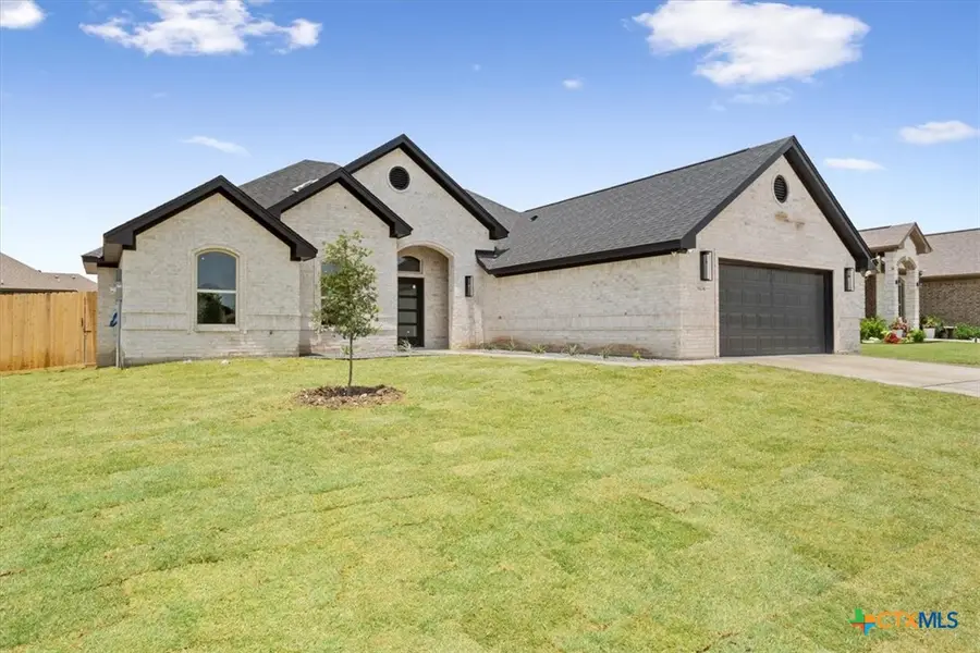604 Magnolia Drive, Troy, TX 76579 - Image #2