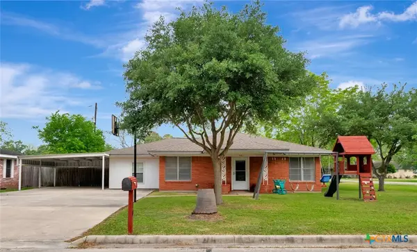 110 Marx Street, Ganado, TX 77962