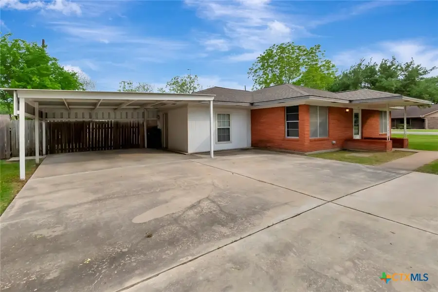 110 Marx Street, Ganado, TX 77962 - Image #3