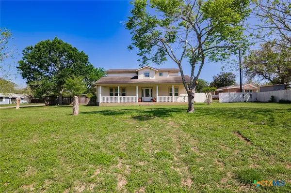 344 W High Street, Goliad, TX 77963