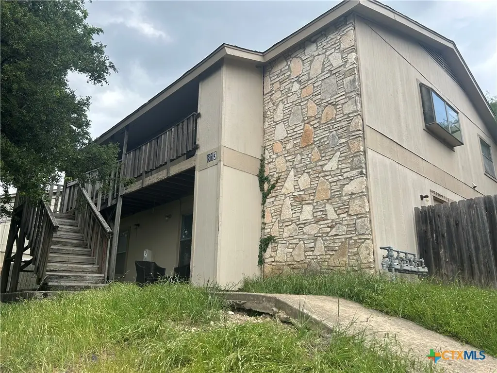 813 Bracewood Circle, San Marcos, TX 78666 - Image #1