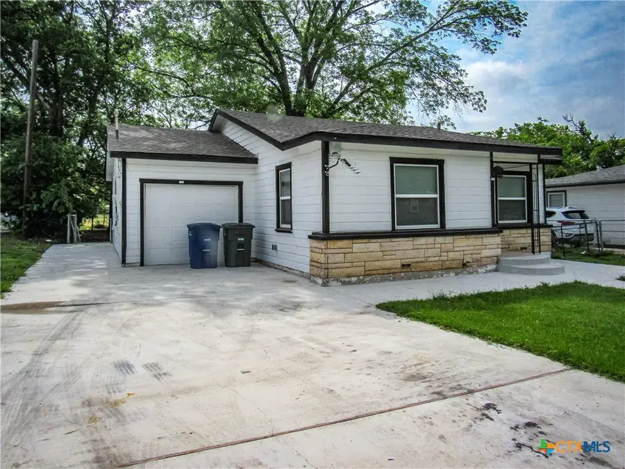 401 Veterans Avenue, Copperas Cove, TX 76522 - Image #2