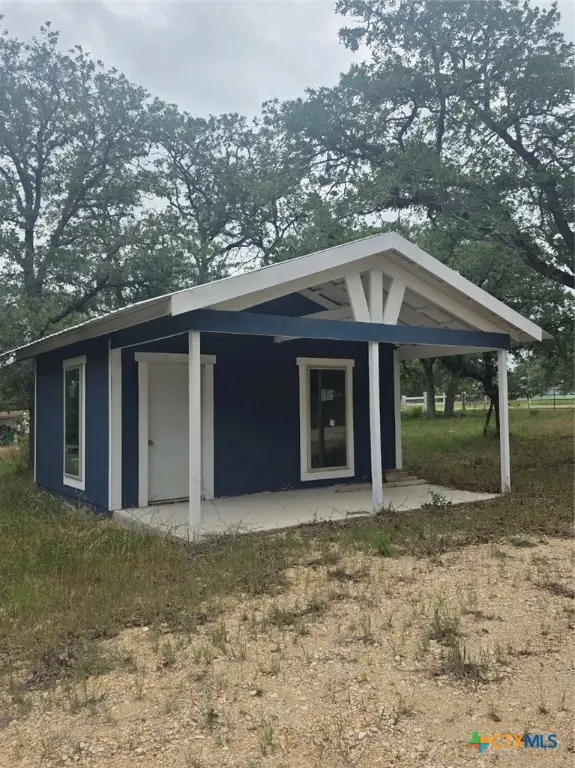 1060 Vivroux Ranch Road, Seguin, TX 78155