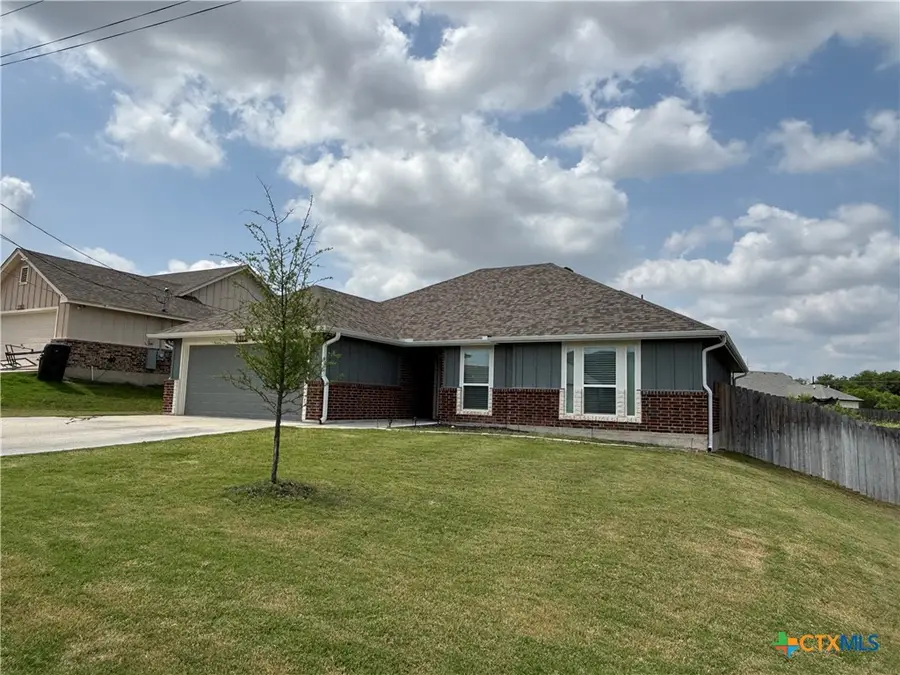 1313 Sandstone Cove, Lampasas, TX 76550 - Image #2