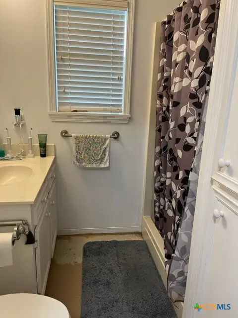 509 North Street, Yoakum, TX 77995 - Image #3