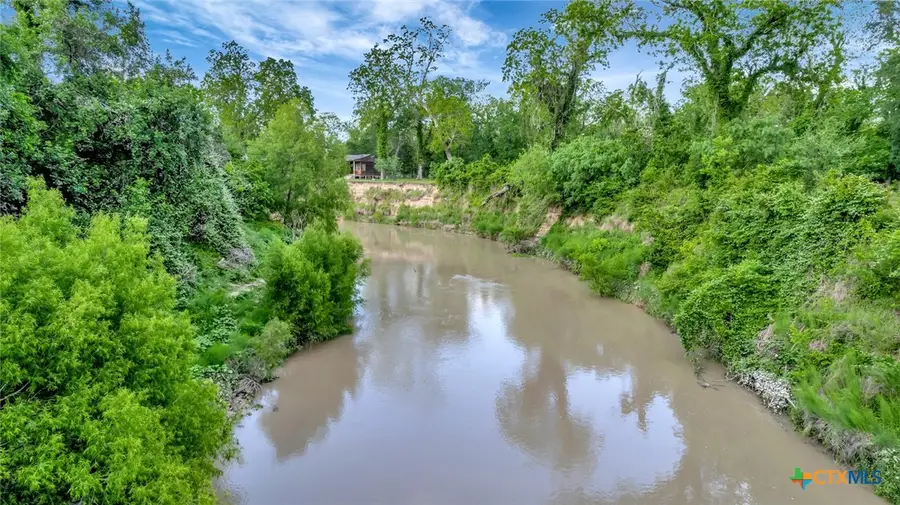 000 San Antonio River Road, Victoria, TX 77905 - Image #3