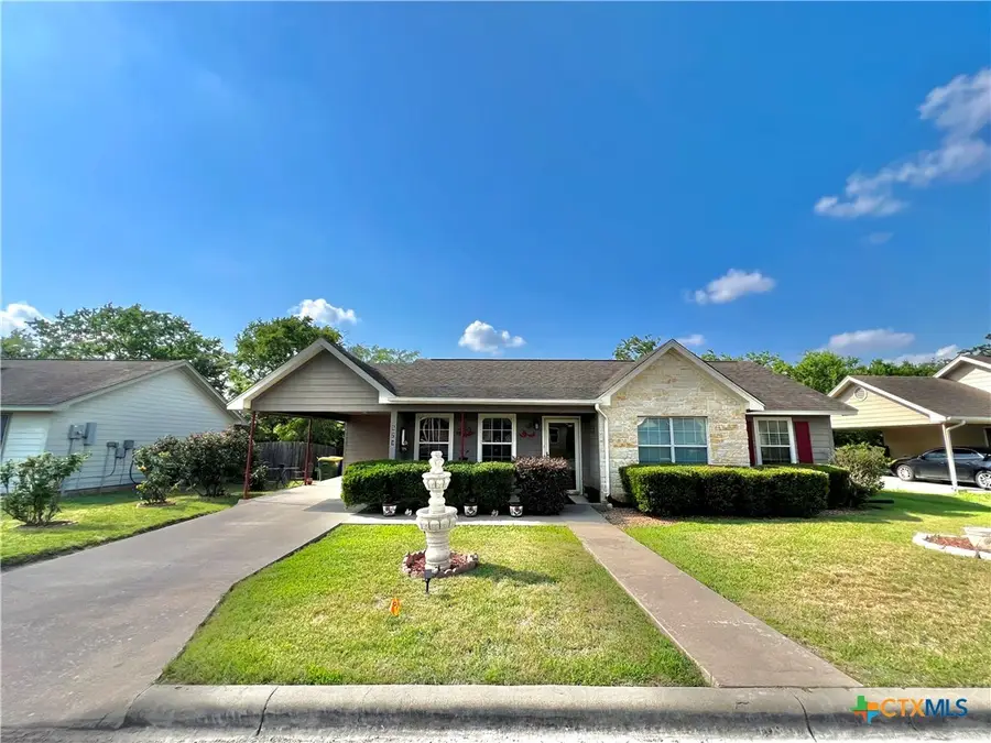 529 Guerra Lane, Gonzales, TX 78629 - Image #3