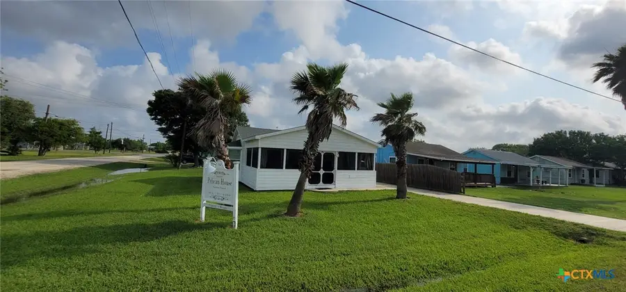 101 E Saint Louis Avenue, Seadrift, TX 77983 - Image #3