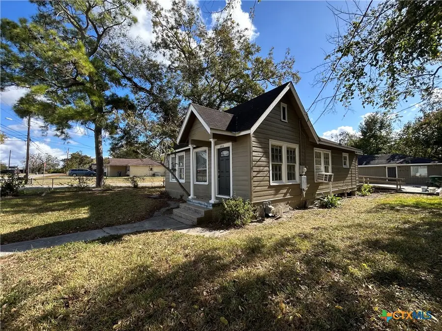 1511 E Constitution Street, Victoria, TX 77901 - Image #2