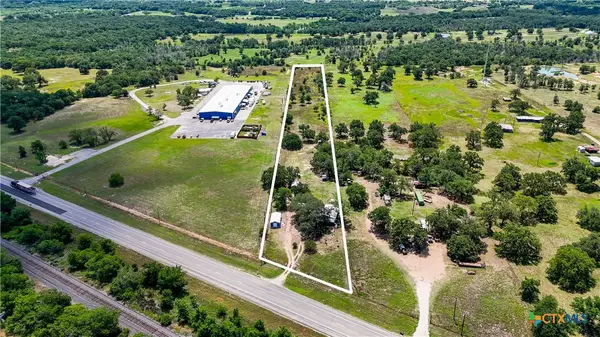 15521 E Highway 90, Kingsbury, TX 78638