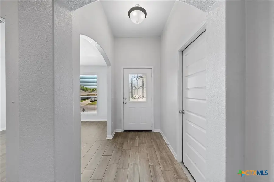 826 Paseo Del Plata Drive, Temple, TX 76502 - Image #2