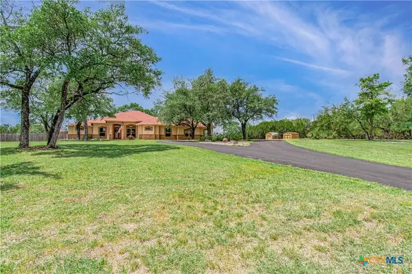 4360 Flint Oak Drive, Belton, TX 76513