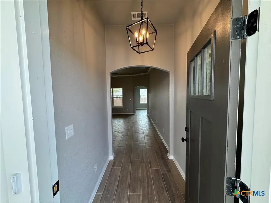 2534 Cowgirl Trail, Belton, TX 76513 - Image #2