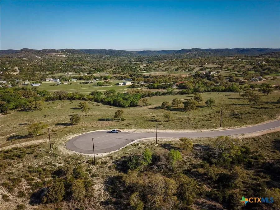 000 Blackbuck Trail, Pipe Creek, TX 78063 - Image #2