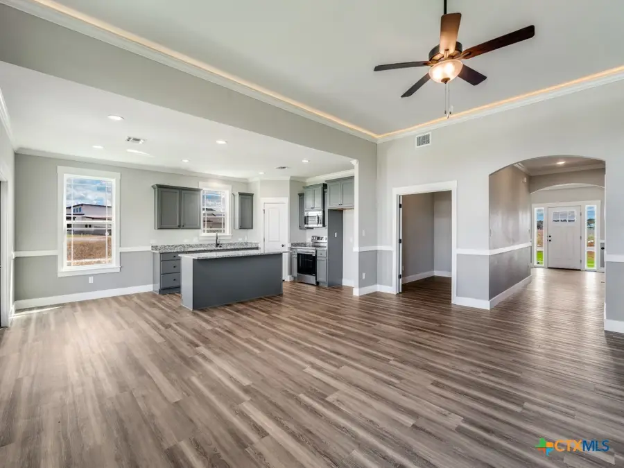 132 Turnberry Drive, La Vernia, TX 78121 - Image #3