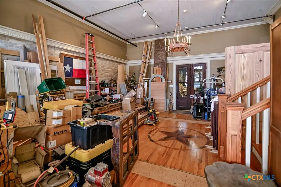 122 E Main Street, Cuero, TX 77954 - Image #3