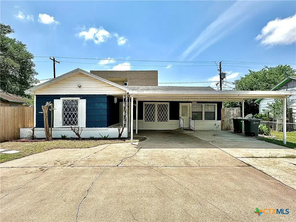 3301 Cypress Street, Victoria, TX 77901 - Image #1