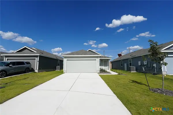 104 Burt Rainey Lane, Jarrell, TX 76537