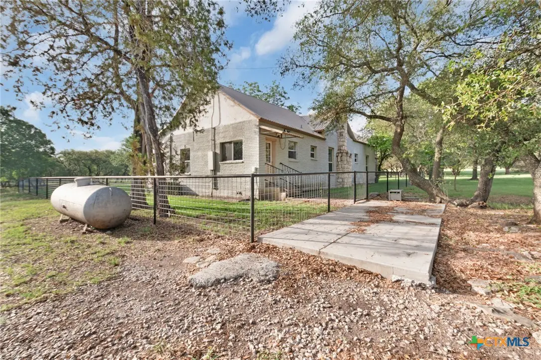 4175 S Highway 183, Lampasas, TX 76550 - Image #1