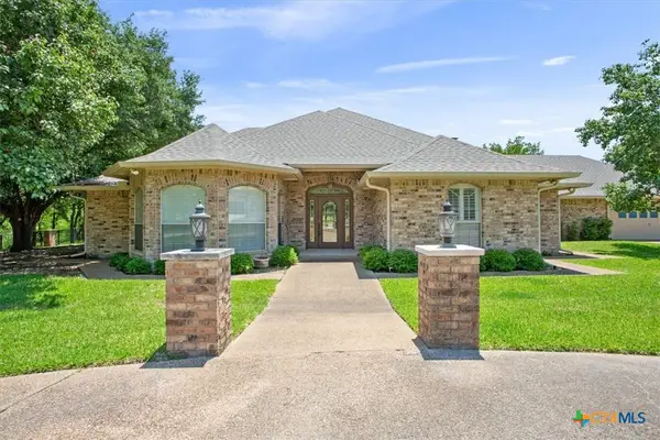 1204 Fairway Circle, Salado, TX 76571
