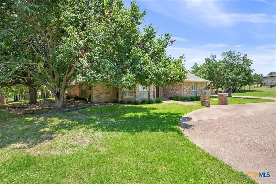 1204 Fairway Circle, Salado, TX 76571 - Image #2