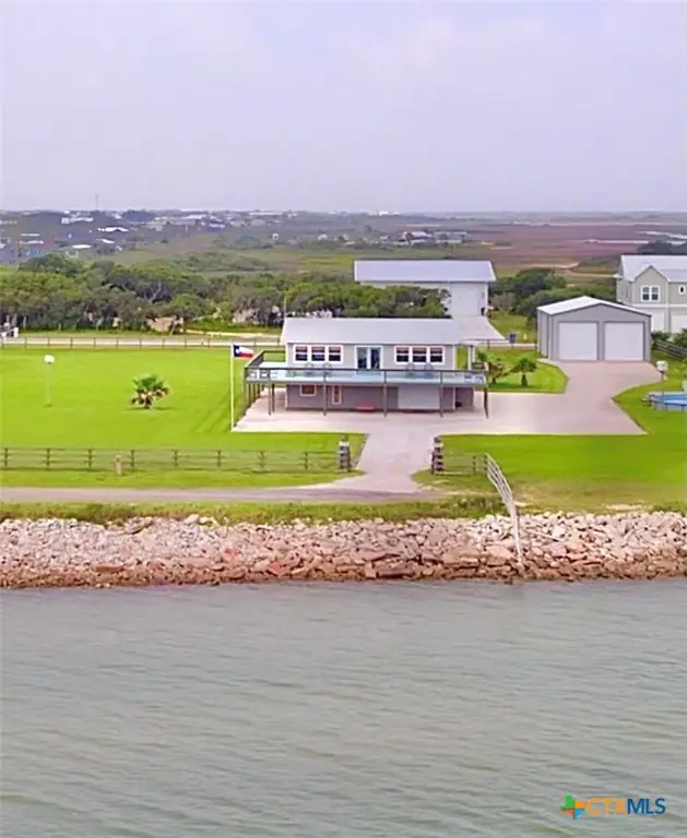 1007 N Washington, Port Oconnor, TX 77982 - Image #1