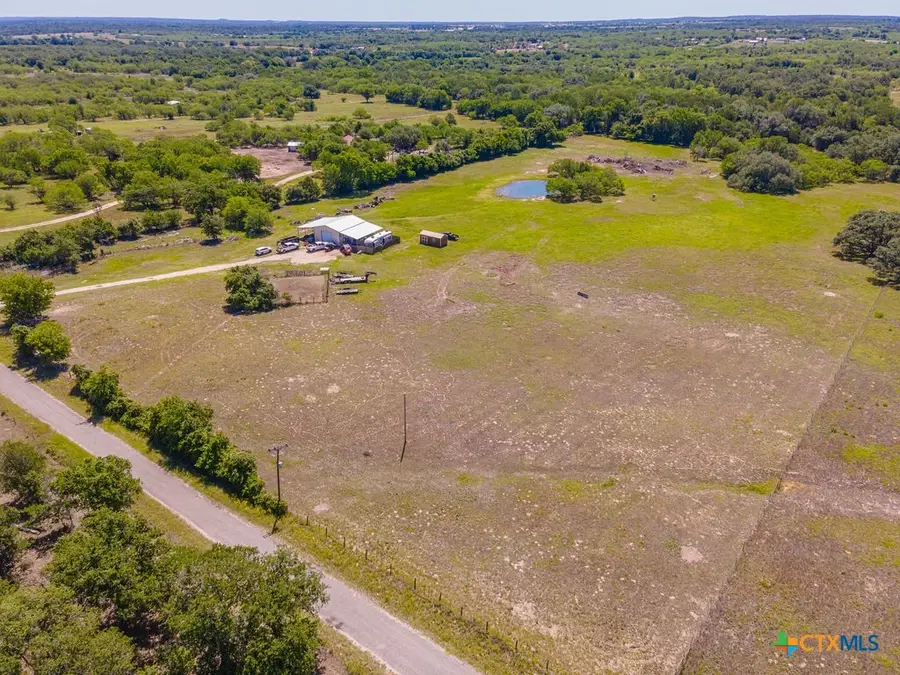 3575 Baker Road, Kingsbury, TX 78638 - Image #2