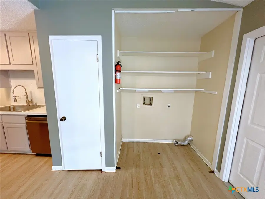 105 Kensington Drive, Victoria, TX 77901 - Image #2