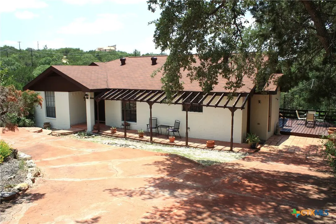 1004 Daviot Drive, Briarcliff, TX 78669 - Image #1