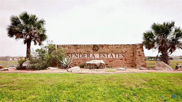 94 Sendera Loop, Victoria, TX 77904