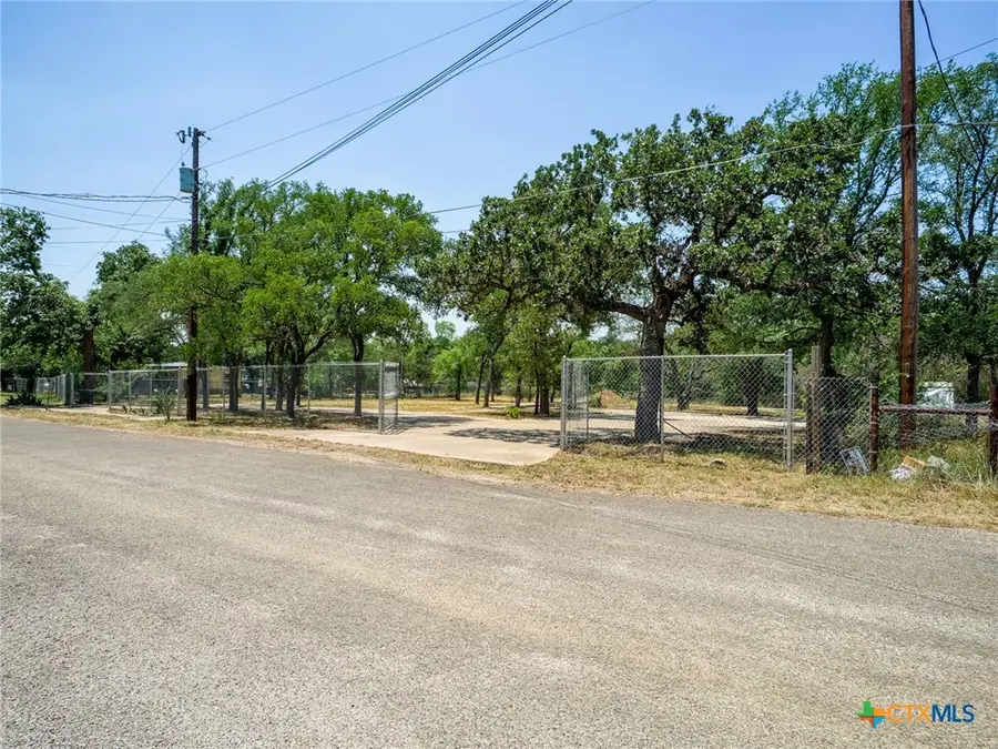 2805 Kingdom Drive, Marble Falls, TX 78654 - Image #2