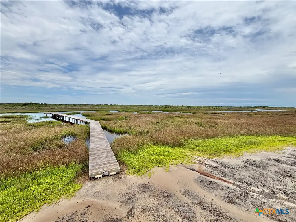 9 Boca Grande Loop, Port Oconnor, TX 77982 - Image #1
