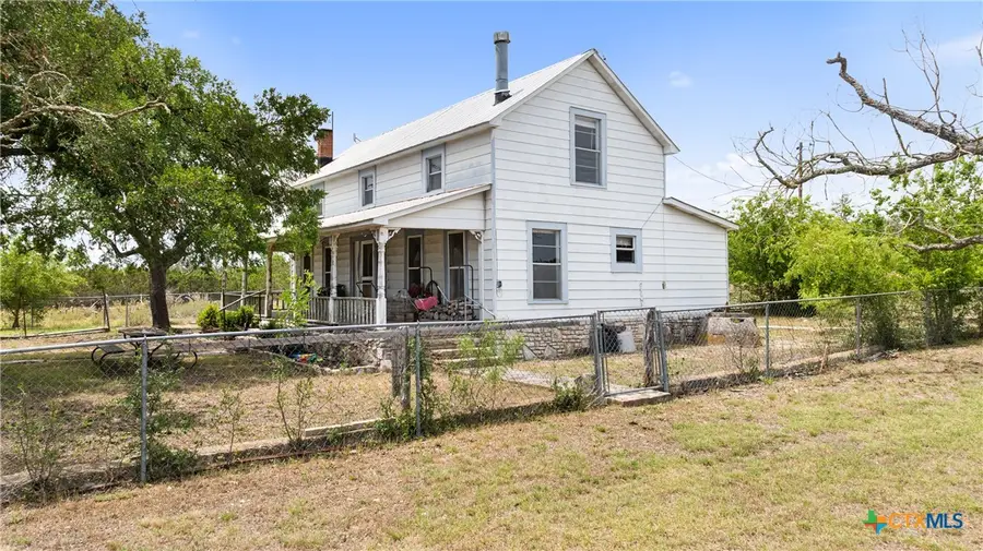 65 Miles Ln, Harper, TX 78631 - Image #3
