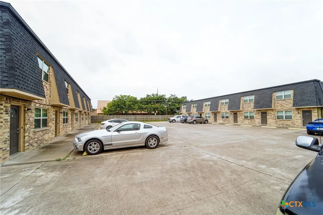 2112 E Airline Road, Victoria, TX 77901 - Image #1