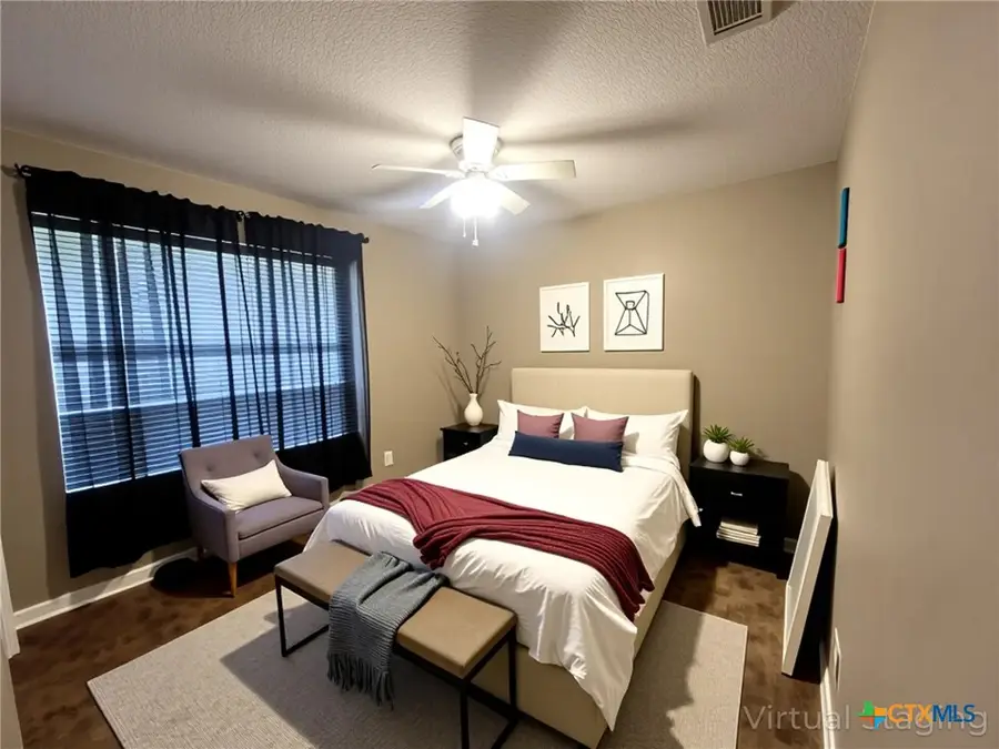 308 Fernwood Circle, Victoria, TX 77901 - Image #2