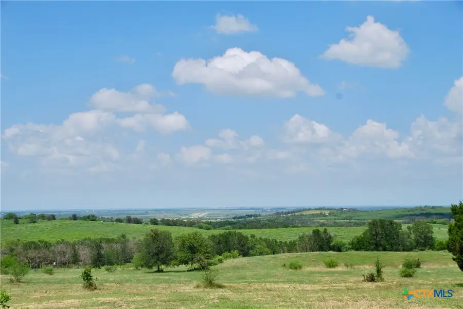 2725 Old Lehmann Road, Kingsbury, TX 78638 - Image #2