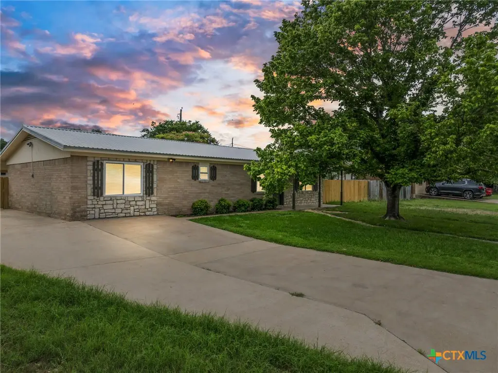 607 Nancy Ann Street, Hamilton, TX 76531 - Image #1