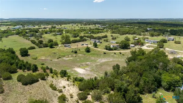 1039 Twin Mountain Road, Copperas Cove, TX 76522