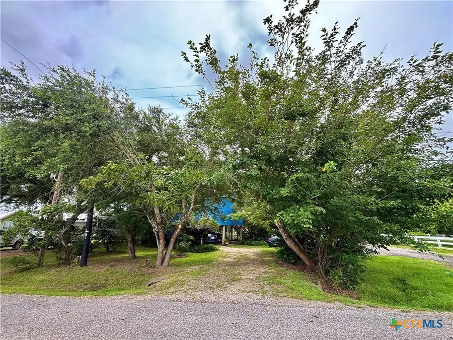 491 Carancahua Boulevard, Palacios, TX 77465 - #2