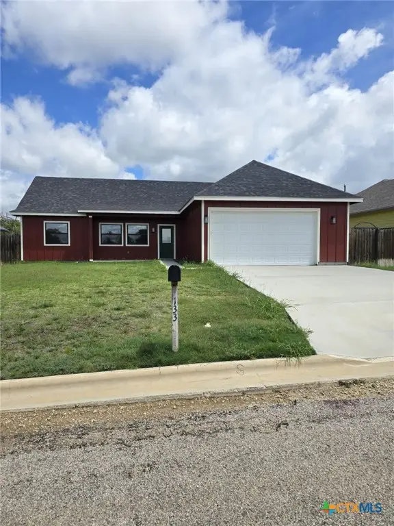 133 E Mcanelly Street, Lometa, TX 76853