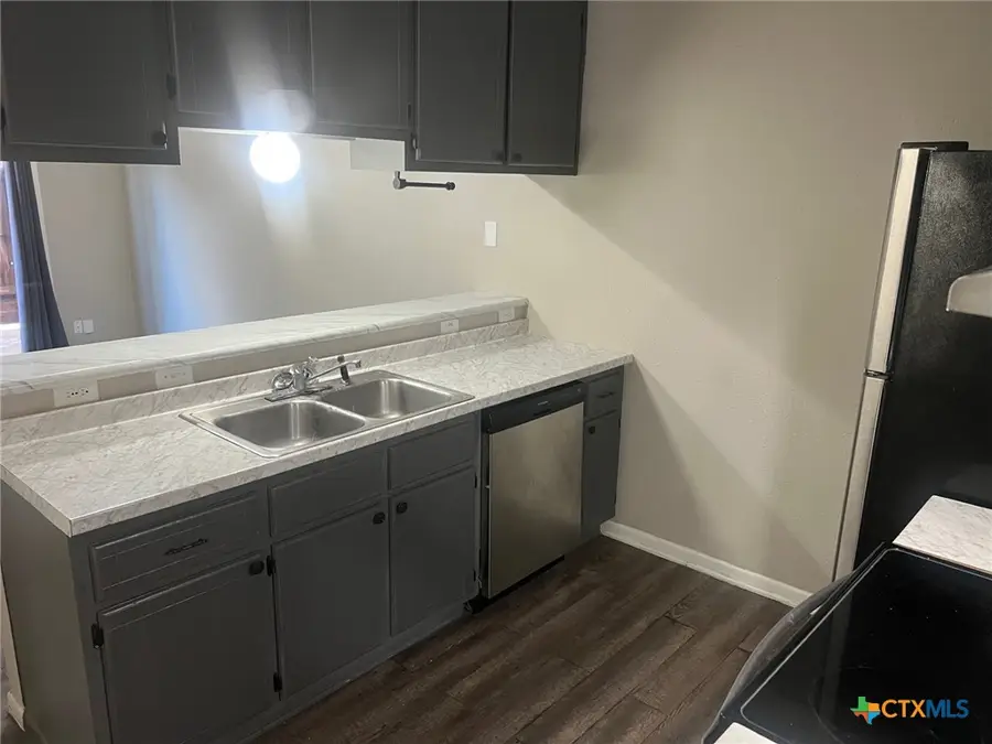 213 Chantilly Street, Victoria, TX 77904 - Image #3