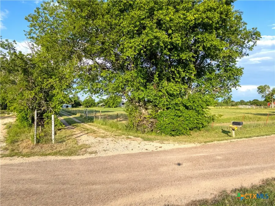 980 N League Ranch Road, Axtell, TX 76705 - #3