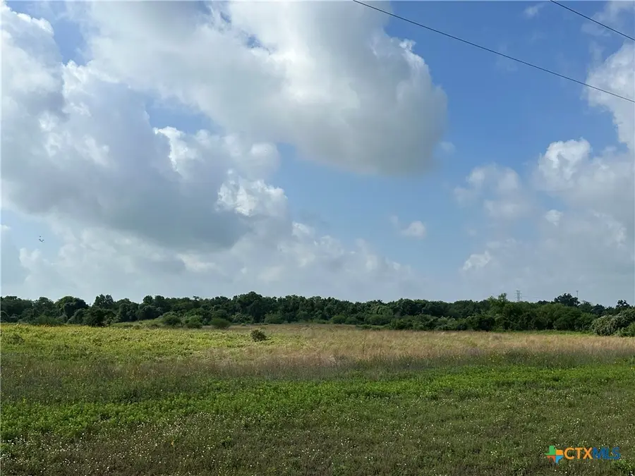 417 Old Bloomington Road, Victoria, TX 77905 - Image #2