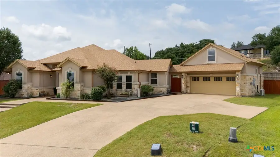 1135 Redleaf Drive, Nolanville, TX 76559 - Image #3