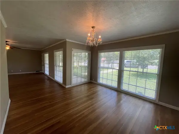 601 S Arnold Street, Lampasas, TX 76550