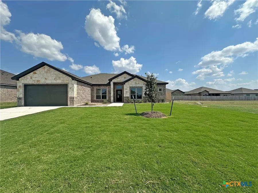 403 Magnolia Drive, Troy, TX 76579 - Image #2