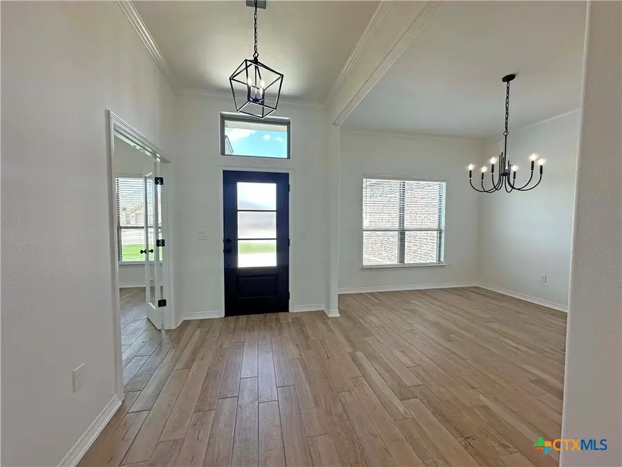 403 Magnolia Drive, Troy, TX 76579 - Image #3