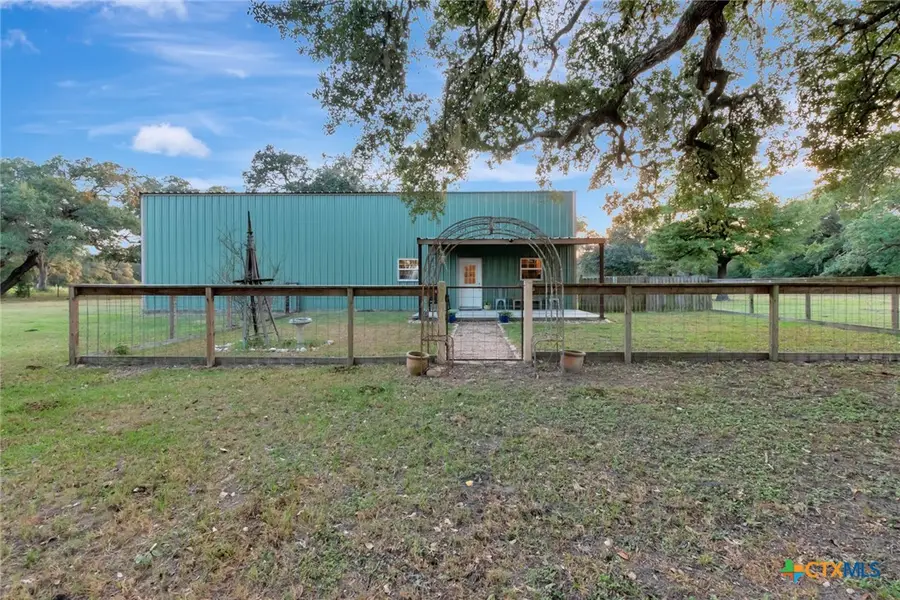 2133 County Road 125, Edna, TX 77957 - Image #3